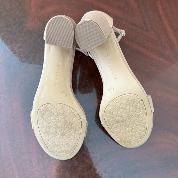 Kelly & Katie 9.5 W's Hailee Block Heels - Picture 6 of 7